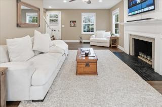 Cozy SoBro 3BR Retreat with Patio - 8