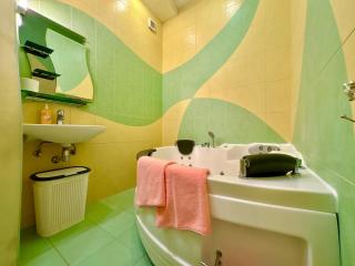 Видова квартира з двомістним Джакузі BUSSINES - 7