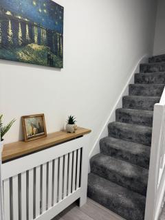 Cosy Six Bedroom house in Bedford Town - 5