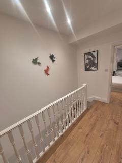 2Bed Ground Floor Apartment With Private Garden - 5