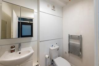 2 BDRM Contemporary Central London Apartment - 5