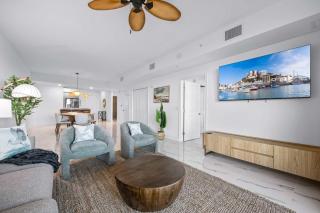 RIVER FLY IN The Merritt Launchpad Lookout View RFI-805 - 5