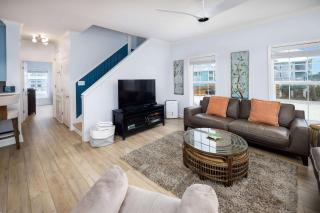 Sand Dollar Cottage Large Private Home in Navarre - 2