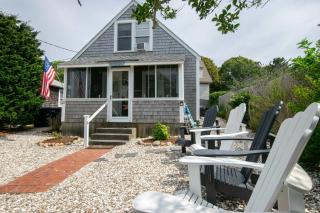 Walk to Private Bayside Beach - 7