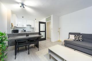 2 Bedroom Central London Apartment Modern and Stylish - 3