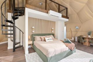 Sky Dome - Romantic Stay, Hot Tub, Wi-Fi, AC & Heat - 2