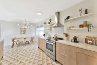 Family Friendly in Quiet Location. Fenced Yard. - 7