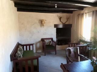 Hillside River House - 5