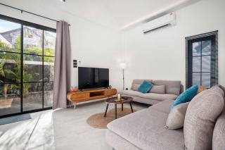 Modern Zen Oasis in Phuket - 9