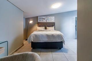 Loft Apartment at The Bolton Apartments - 4