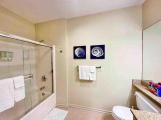 Heart of DT SM Studio, Walk To Beach & Pier - 1