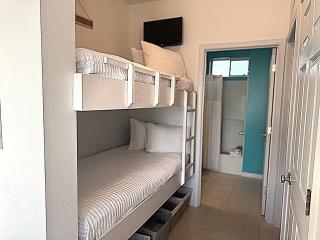 Sunset Cottages 4A Pet friendly condo - 5