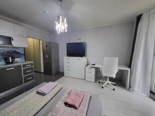 Nathan Modern - Sofia - 1