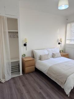 Clapham Park - Modern Apartment - Sleeps 5 - 5