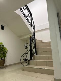 Casa Moderna en Loja - ideal para familias - 8