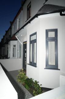 Luxury Rooms Near Heathrow - 2