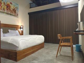 Puri Gajah Homestay & Villa - 2