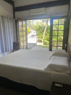 Casa de praia com vista para o mar e para as montanhas, grande com 3 quartos, 3 salas e 3 banheiros - 5