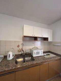 SIERRAS TRAVEL con cochera Y DOS aires acondicionados - 8