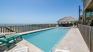 Waterfront Escape w Views Shared Pool Boat Dock Orange Crush by AvantStay - 9