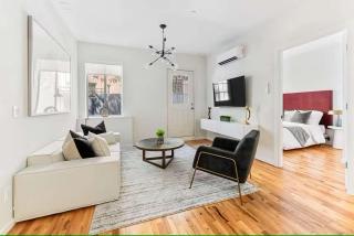 Luxury 3BR Duplex w Private Patio in Upper East - 8