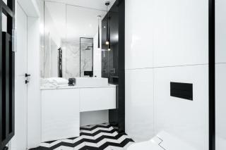 Urban Apartaments - Great Location - City Center - Mennica 166 - 7