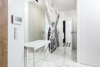 Close - Mennica 166 - 6