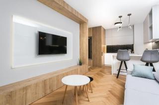 Urban Apartaments - Great Location - City Center - Mennica 166 - 5