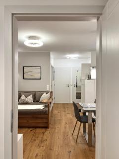 Modern Apartment near Wiener Stadthalle & Westbahnhof - 1