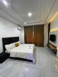 Carolean luxury wuye - 3