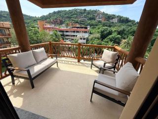 Penthouse private pool 1 block from beach 3 bedroom - 6