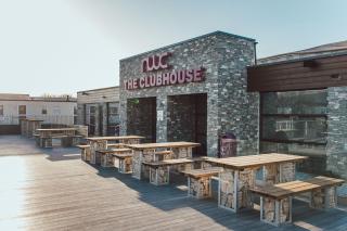 B58 3bed caravan, sleeps up to 8, free Wi-Fi, parking - 9