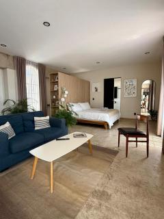 PENTHOUSE studio with great view - 3