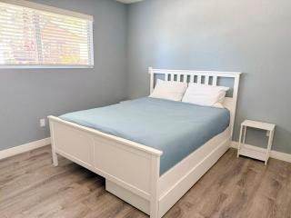 Charming Lake Tahoe Getaway - 3