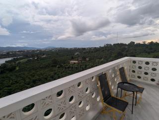 Bee Home Di Linh 45A Nguyễn Trung Trực Lầu 2 - view hồ - 9