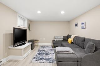 DC Area Bungalow Near Shops and Dining home - 2