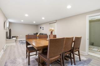 DC Area Bungalow Near Shops and Dining home - 8