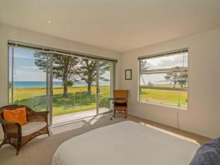 Hosts on the Coast Taranui's Nest - 4