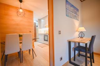 Escapada Natural con Parking, Vistas y Jardín - 3