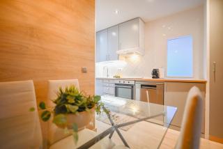 Escapada Natural con Parking, Vistas y Jardín - 3