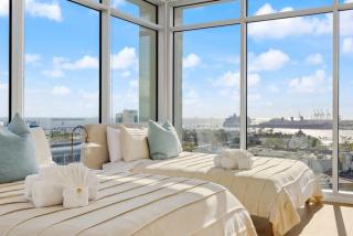 Marbella Lane - Grand 2BR w Beach & Ocean Views - 9