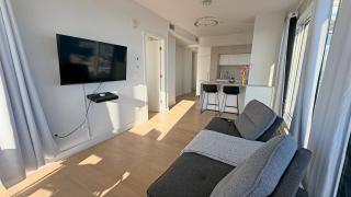 Panoramic Horizon Condo - Downtown Montreal with Pool and Parking - 6