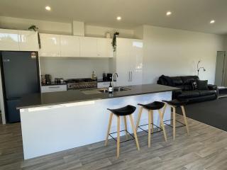 Playground Fun on Town Doorstep! - 8