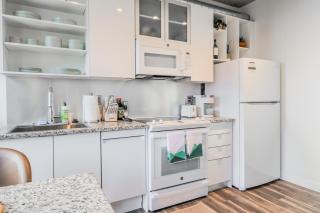 Skyline Sanctuary - 1