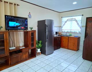 Casa del Pacífico en Puntarenas Centro con parqueo - 7