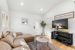 Marbella Lane - Cityside Haven w Touch of Charm - 8