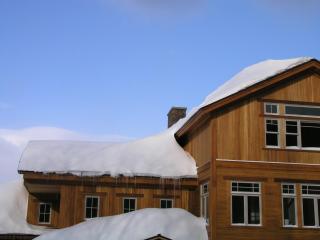 Meadow House Backcountry Residency - 2