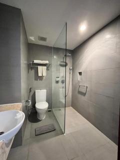 Amandaru Hotel Pekalongan - 1