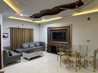 Home in bahria town Lahore - 4