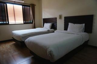 Ponburi Hotel - 2